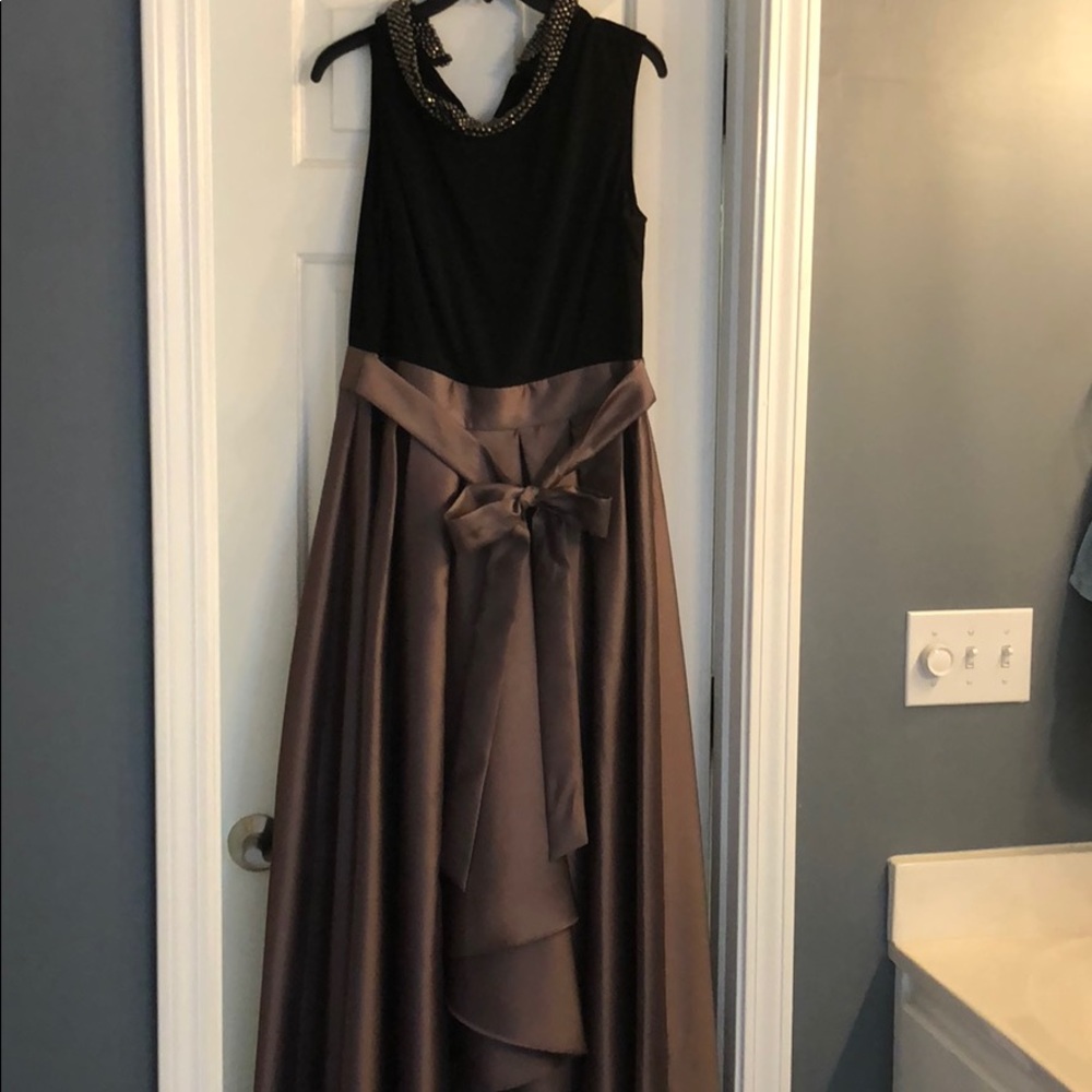Gorgeous formal gown